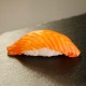 Суші з лососем
